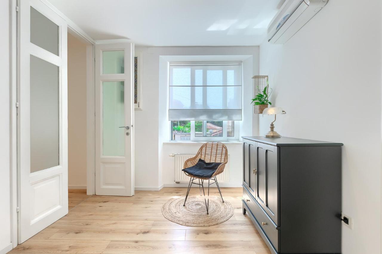Calafati Apartment With Free Private Parking Rijeka Bagian luar foto